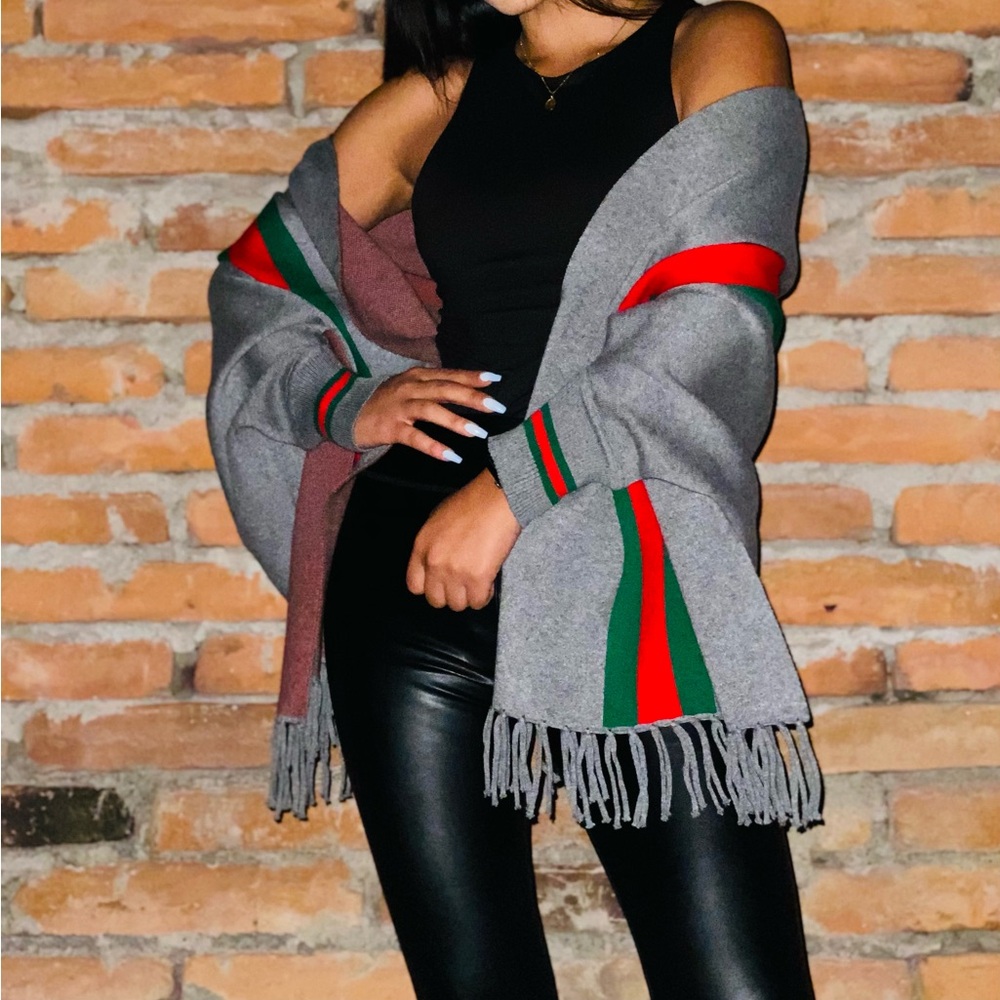 Stylish Gray and Red Women's Poncho